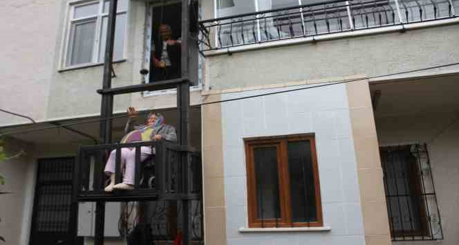 Oy kullanmak için tüm engelleri aştılar