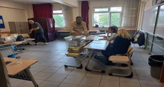 Edirne’de oyların sayım işlemleri sürüyor