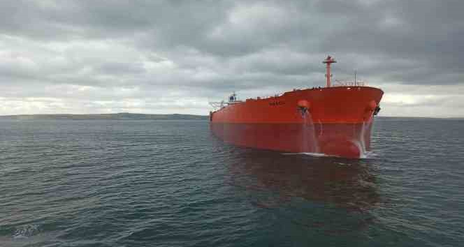 Çanakkale Boğazı’nda boş tanker makine arızası yaptı