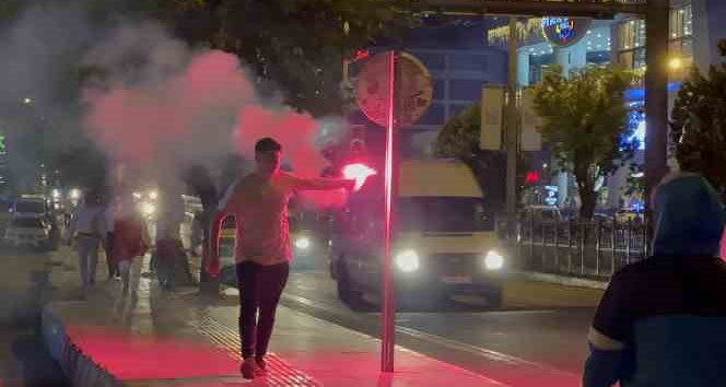 Mardin’de seçim kutlamaları başladı