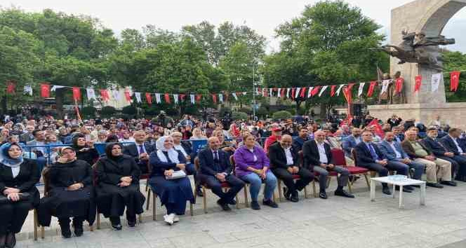 İstanbul’un fethinin 570’inci yılı Saraçhane Parkı’nda kutlandı