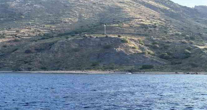 Yunan unsurlarınca ölüme terk edilen 48 kaçak göçmen kurtarıldı