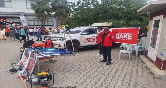 Depremzedeler için açılan panayırda DAKE’de yer aldı