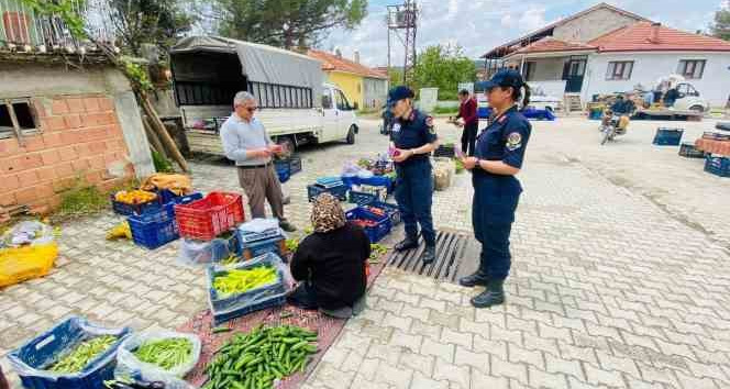 Jandarma tarafından aile içi ve kadına yönelik şiddetle mücadele eğitimi verildi