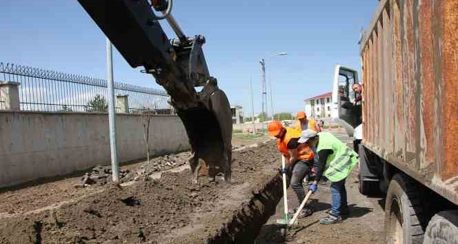 Malazgirt’te doğalgaz çalışmaları başladı