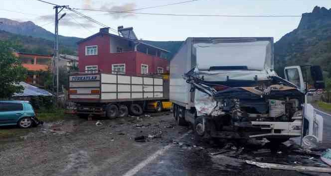 Gümüşhane’de aynı yerde 4. kaza: 1 yaralı