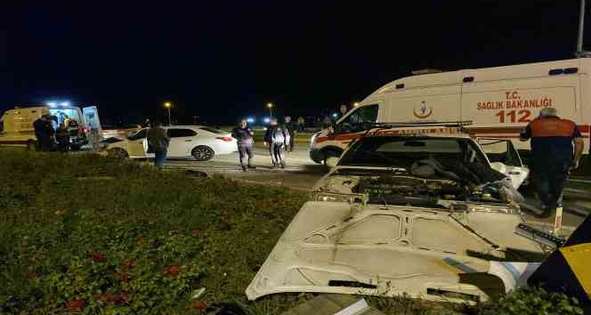 Erzincan’da trafik kazası: 7 yaralı