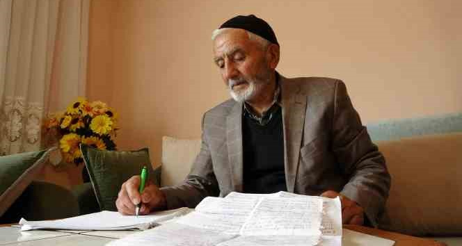 75 yaşındaki Eyüp Özer, “Cumhurbaşkanı Erdoğan” sevgisini şiire döktü