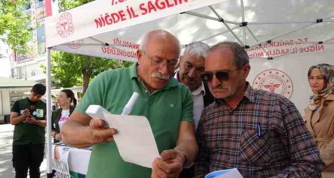 Niğde vatandaşlar sigarasız sağlığa özendiriliyor