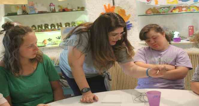 Özel çocuklar yeteneklerini keşfediyor