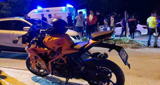 Motosiklet ile otomobil çarpıştı: 1 yaralı