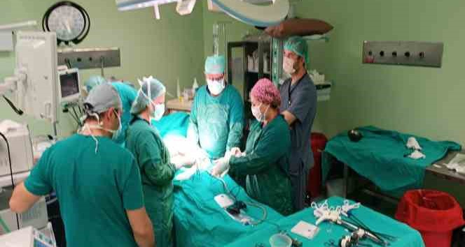 KEAH’da kalın bağırsak kanserinde hem teşhis hem de tedavi uygulanıyor