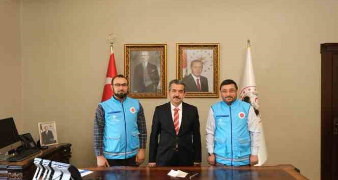 Vali Ekici’den depremzedelere kurban bağışı
