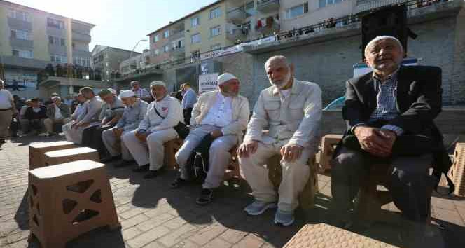 Hacı adayları kutsal topraklara uğurlandı