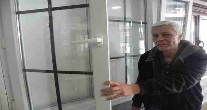 Pencere yenilemede antrasit ve altın meşe rengi revaçta