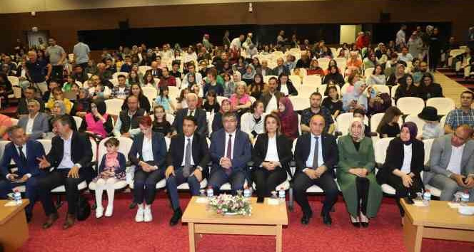 NEVÜ’de yıl sonu sergisi ve konser programı düzenlendi