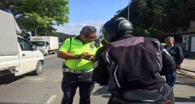 Ordu’da motosiklet sürücülerine 1 saatlik denetimde 10 bin 449 lira ceza