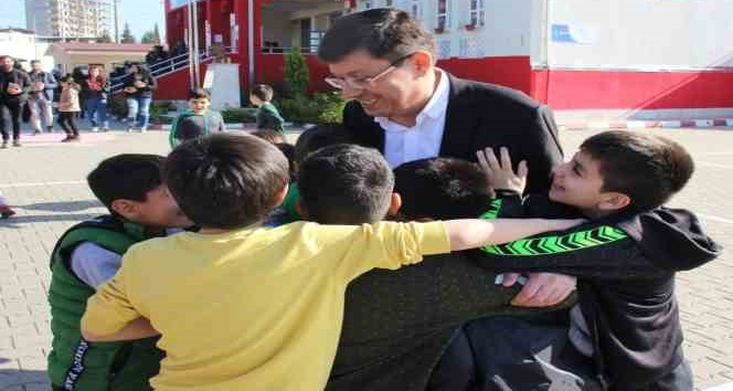 Başkan Özcan LGS öğrencilerine başarılar diledi