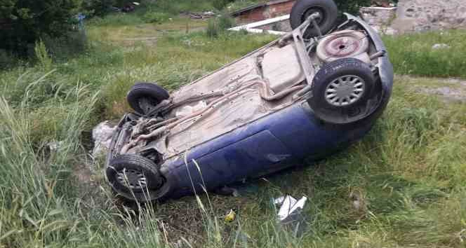 Tokat’ta otomobil takla attı: 3 yaralı