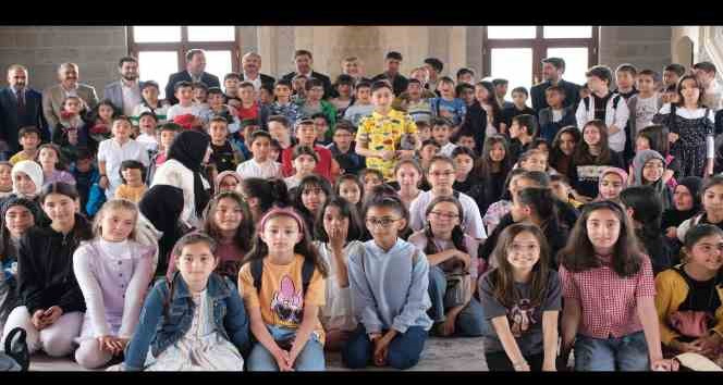 Diyanet Gençlik Merkezi’nin coşkulu yılsonu etkinliği