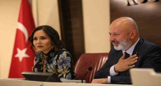 Başkan Çolakbayrakdar; “Engelli kardeşlerimizin hayatlarını kolaylaştırmak için çalışıyoruz”