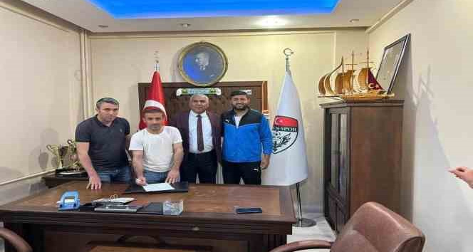 Kars 36 Spor Mikail Üzümcü ile anlaştı