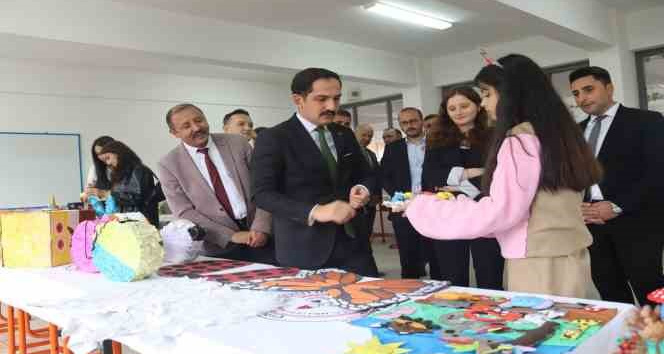 Çıldırlı öğrencilerden el emeği göz nuru sergi
