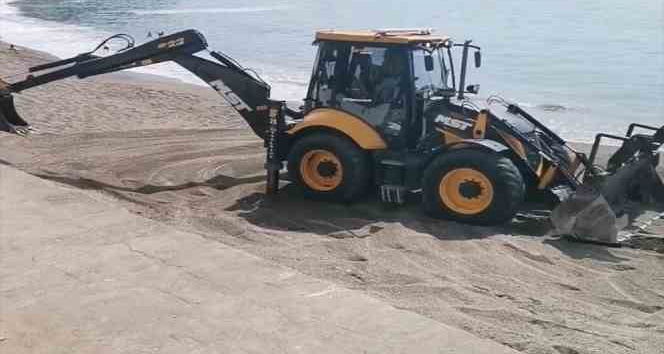 Kapuz Plajı sezon öncesinde bakıma alındı