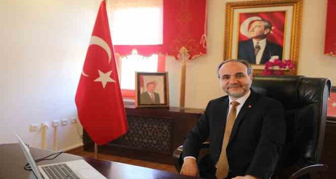 Rektörü Prof. Dr. Uslu: "Üniversitemiz, ülkemizin yeşil doğasına katkı sunmaya devam etmektedir"