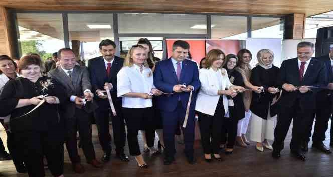 Olgunlaşma Enstitüsü satış mağazası Selimiye’nin gölgesinde açıldı