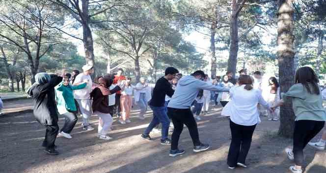 SEDA öğrencileri, YKS öncesi düzenlenen piknikte moral depoladı