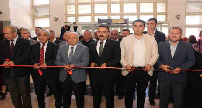 Ahlat’ta yılsonu sergisi