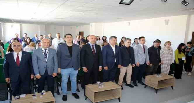 TOGÜ’de ingilizce öğrenim çalıştayı başladı