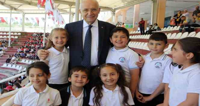 Yenimahalleli çocuklar Çevre Şenliği’nde buluştu