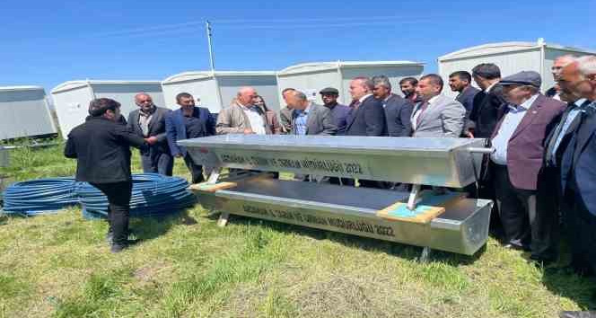 Köylere sıvat ve seyyar çoban evi verildi