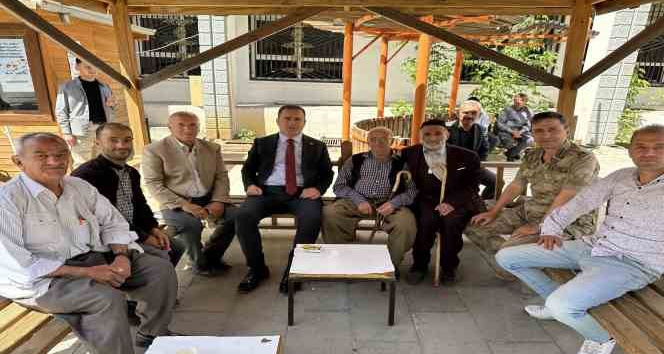 Vali Akbıyık halkın sorun ve taleplerini dinledi