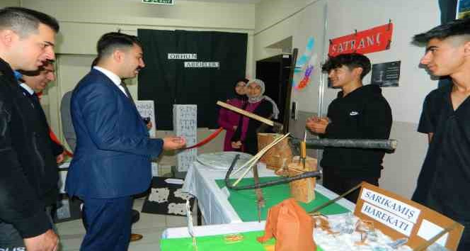 Posof’ta yılsonu sergisi takdir topladı