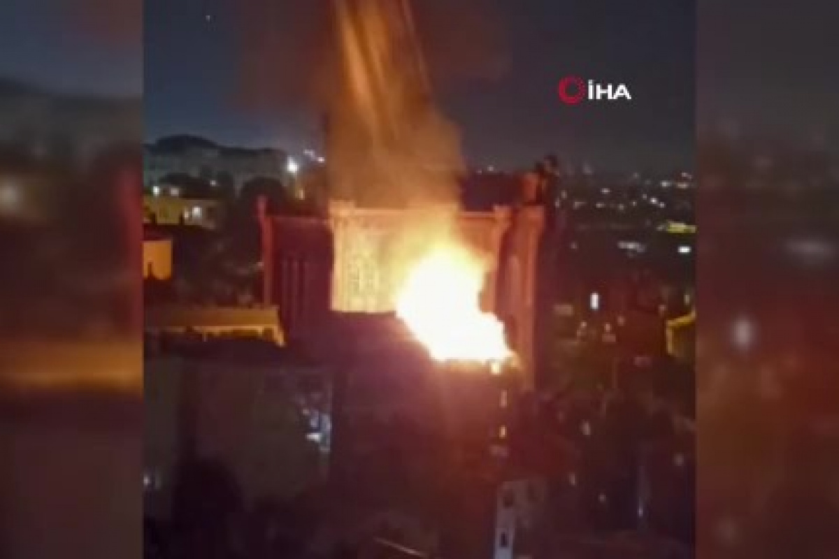 Fatih’te bir binada korkutan yangın