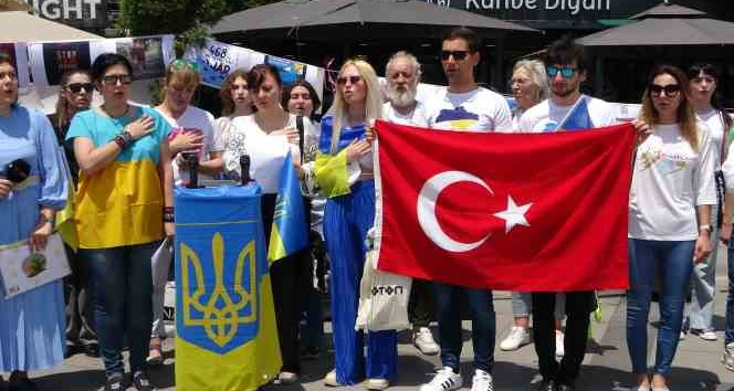 Ukraynalılar ülkelerindeki hidroelektrik santralinin vurulmasına sessiz kalmadı