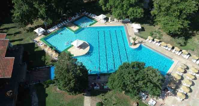 Geleceğin yüzücüleri Selçuk’ta yetişecek: Fenerbahçe ile protokol