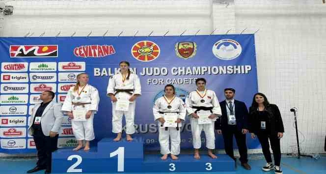 Salihlili Buse Yüksel, Balkan 3.’sü oldu