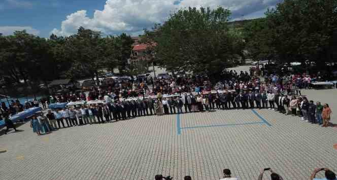 Öğretmen Yazarlar Kitap Fuarının ilki Hocalar’da açıldı