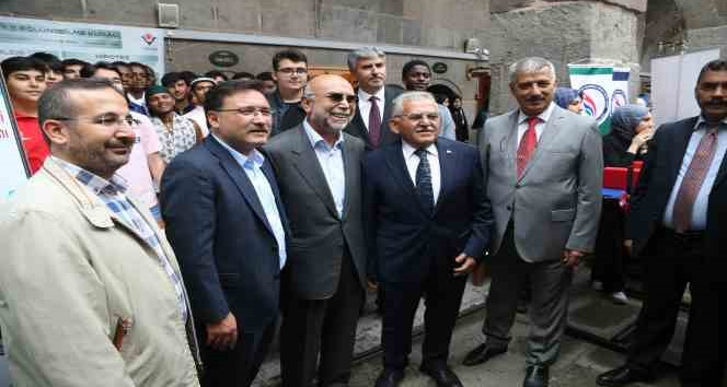 Başkan Büyükkılıç İmam Hatip Okulları Yıl Sonu Etkinliklerine katıldı