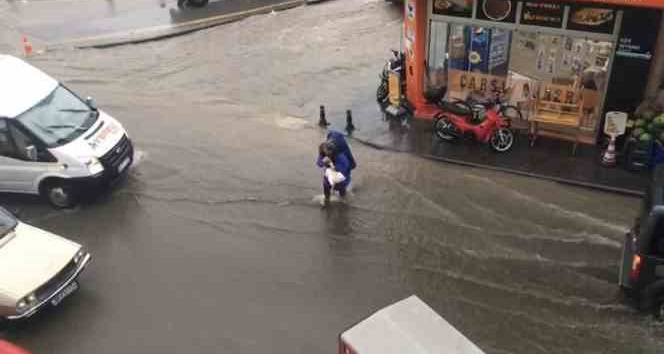 Develi ve Tomarza’da sel