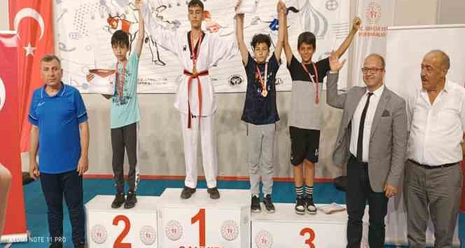 Tatvanlı sporcu Türkiye üçüncüsü oldu