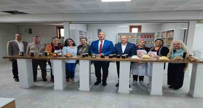 Başkan Tavlı: “Kadın girişimcilerimize desteklerimiz devam edecek”