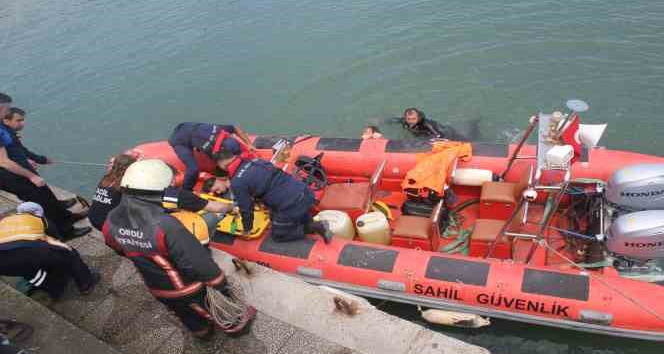 Ordu’da denize atlayan şahıs kurtarıldı