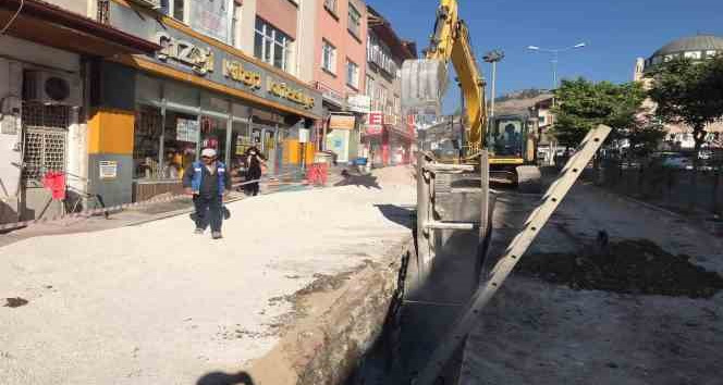 Niksar Belediyesi alt yapı çalışmalarına hız kesmeden devam ediyor