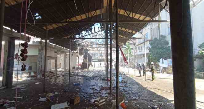 Ordu’da yıkımı süren işyerinde çıkan yangın söndürüldü