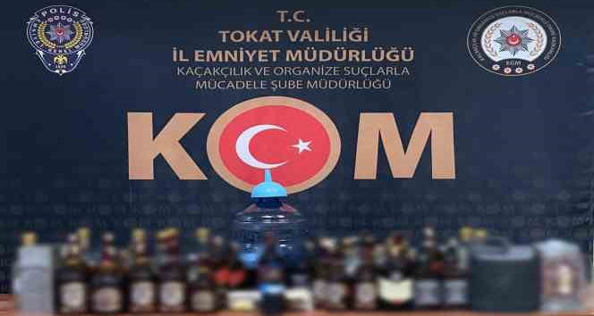 Tokat’ta bir köye sahte içki operasyonu
